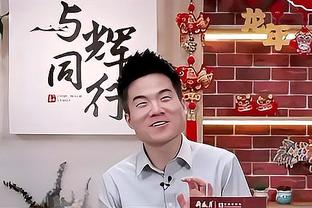 球迷偶遇老佛爷：皇马会签下姆巴佩吗？老佛爷：会，不是今年！